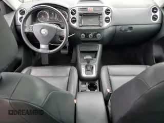 2010 Volkswagen Tiguan SEL with VIN WVGAV7AXXAW531730, listed as a Copart auction lot 63025245 with 77,920 mi miles and Clean title. Bid and sale history available at DreamBid. Image 8.
