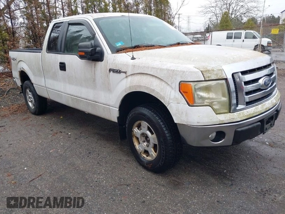 2010 Ford F-150 XL with VIN 1FTEX1E85AKC18141, listed as a IAAI auction lot 41948061 with 188,422 mi miles. Bid and sale history available at carsss.com. Image 1.
