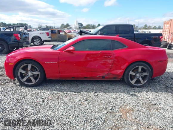 2012 Chevrolet Camaro 1LT z VIN 2G1FB1E3XC9203347, wystawiony jako IAAI lot #41261932 z przebiegiem 106 070 mil mil oraz . Historia ofert i sprzedaży dostępna na DreamBid. Obrazek 14.