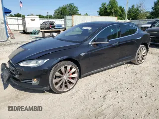 2015 Tesla Model S 85D with VIN 5YJSA1E48FF118749, listed as a Copart auction lot 54516035 with 115,380 mi miles and Salvage Title. Bid and sale history available at carsss.com. Image 1.