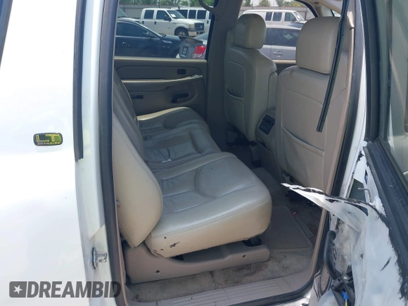 2005 Chevrolet Suburban LS with VIN 3GNEC16Z35G279673, listed as a IAAI auction lot 42428085 with 290,108 mi miles and . Bid and sale history available at DreamBid. Image 8.