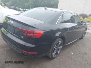 2017 Audi A4 Premium Plus z VIN WAUENAF42HN040468, wystawiony jako IAAI lot #42535328 z przebiegiem 104 189 mil mil oraz . Historia ofert i sprzedaży dostępna na DreamBid. Obrazek 4.