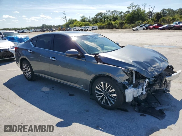 2023 Nissan Altima 2.5 SV with VIN 1N4BL4DV6PN409054, listed as a Copart auction lot 50937805 with 25,115 mi miles and Non Repairable. Bid and sale history available at carsss.com. Image 4.