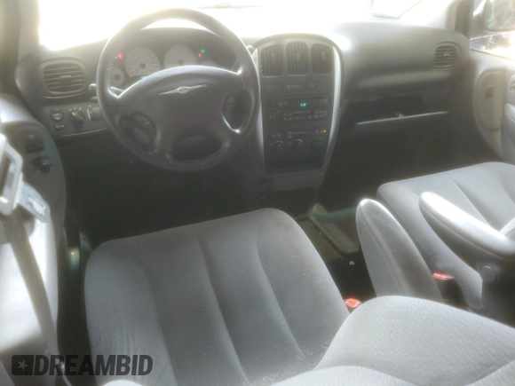 2005 Chrysler Town & Country Touring with VIN 2C8GP54L05R267565, listed as a Copart auction lot 55351955 with 116,292 mi miles and Salvage Title. Bid and sale history available at DreamBid. Image 8.