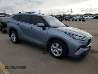 2020 Toyota Highlander LE with VIN 5TDBZRBH9LS026975, listed as a Copart auction lot 41372393 with 30,571 mi miles and . Bid and sale history available at DreamBid. Image 4.