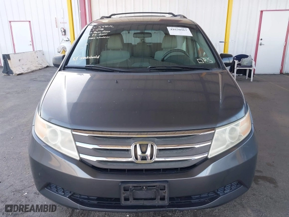 2012 Honda Odyssey EX with VIN 5FNRL5H41CB067103, listed as a IAAI auction lot 41630967 with 117,996 mi miles. Bid and sale history available at carsss.com. Image 12.