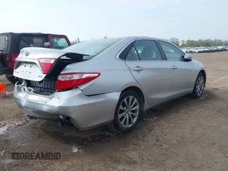 2016 Toyota Camry XLE z VIN 4T1BF1FK7GU502816, wystawiony jako IAAI lot #42129658 z przebiegiem 179 177 mil mil oraz . Historia ofert i sprzedaży dostępna na DreamBid. Obrazek 4.
