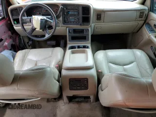 2004 Chevrolet Suburban Z71 with VIN 3GNFK16Z34G208897, listed as a Copart auction lot 72080464 with 261,882 mi miles and Non Repairable. Bid and sale history available at carsss.com. Image 8.