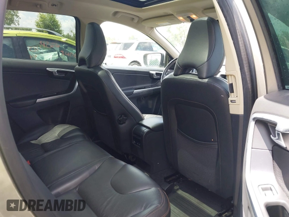 2012 Volvo XC60 3.2L with VIN YV4952DZ8C2259936, listed as a IAAI auction lot 42552168 with 115,344 mi miles and . Bid and sale history available at DreamBid. Image 8.