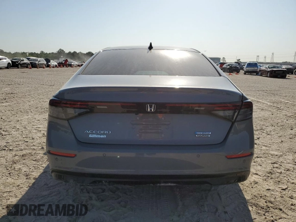 2024 Honda Accord Touring z VIN 1HGCY2F82RA043505, wystawiony jako Copart lot #52223925 z przebiegiem 16 767 mil mil oraz Szkoda całkowita • Salvage title. Historia ofert i sprzedaży dostępna na DreamBid. Obrazek 6.