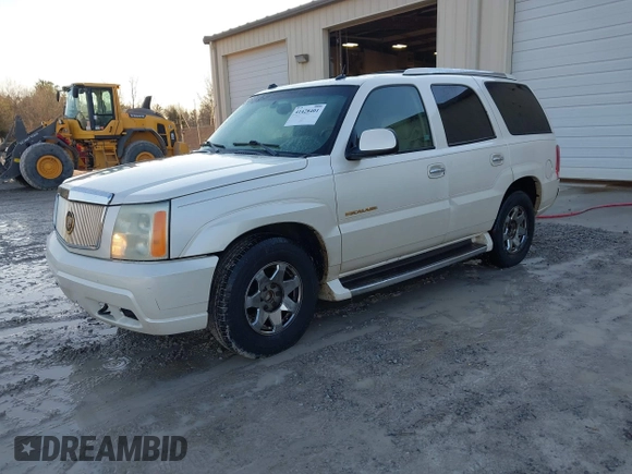 2004 Cadillac Escalade z VIN 1GYEC63T64R231552, wystawiony jako IAAI lot #41428401 z przebiegiem 275 724 mil mil oraz . Historia ofert i sprzedaży dostępna na DreamBid. Obrazek 2.