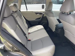 2021 Toyota RAV4 XLE Premium с VIN 2T3C1RFV9MC108170, выставлен на аукционе IAAI как лот 42099817 с пробегом 52 076 миль миль и . История ставок и продаж доступна на DreamBid. Изображение 8.