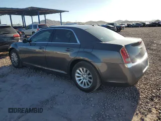 2014 Chrysler 300 z VIN 2C3CCAAG7EH255371, wystawiony jako Copart lot #54427245 z przebiegiem 166 049 mil mil oraz Szkoda całkowita • Salvage title. Historia ofert i sprzedaży dostępna na DreamBid. Obrazek 2.