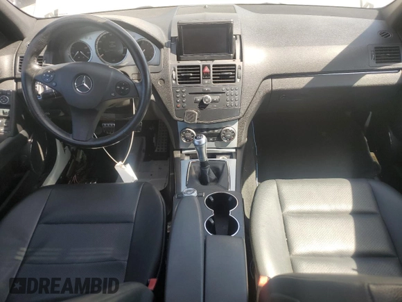 2008 Mercedes-Benz C 300 Sport с VIN WDDGF54X28F068784, выставлен на аукционе Copart как лот 55971325 с пробегом 132 281 миль миль и Списание • Salvage title. История ставок и продаж доступна на DreamBid. Изображение 8.