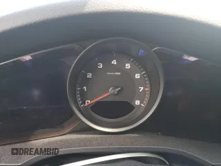 2019 Porsche Cayenne z VIN WP1AA2AY2KDA11299, wystawiony jako Copart lot #57169235 z przebiegiem Nie podano mil oraz Nie do naprawy • Non repairable. Historia ofert i sprzedaży dostępna na DreamBid. Obrazek 9.
