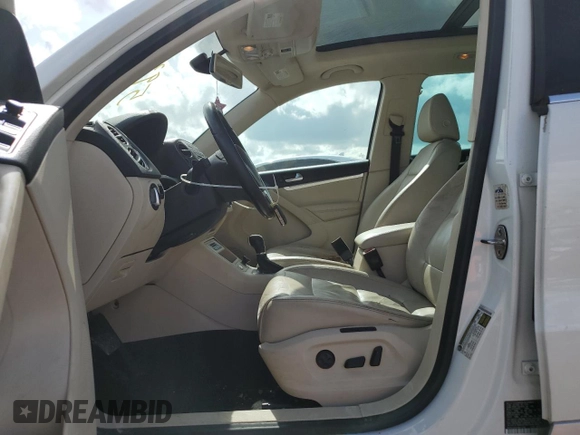 2012 Volkswagen Tiguan SE with VIN WVGAV7AXXCW541290, listed as a Copart auction lot 59353075 with 180,358 mi miles and Clean title. Bid and sale history available at DreamBid. Image 7.