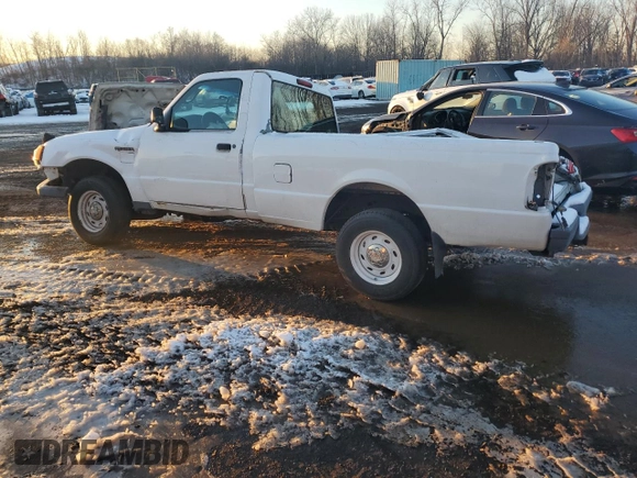 2003 Ford Ranger XL Fleet with VIN 1FTYR10E03TA44674, listed as a Copart auction lot 88537665 with 196,020 mi miles and Salvage Title. Bid and sale history available at carsss.com. Image 2.