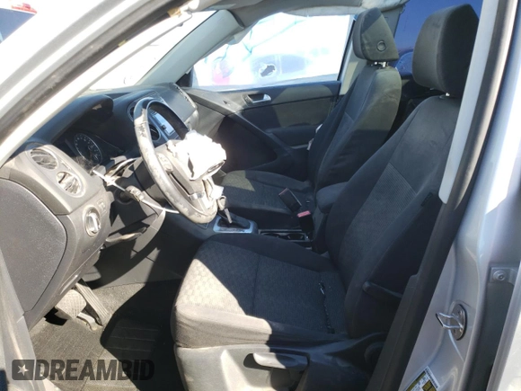 2013 Volkswagen Tiguan S with VIN WVGAV3AX8DW559779, listed as a Copart auction lot 87512845 with 79,169 mi miles and Salvage title. Bid and sale history available at DreamBid. Image 7.