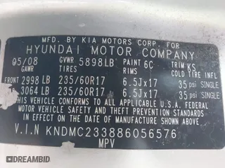2008 Hyundai Entourage GLS with VIN KNDMC233886056576, listed as a IAAI auction lot 42060756 with 114,121 mi miles. Bid and sale history available at carsss.com. Image 9.
