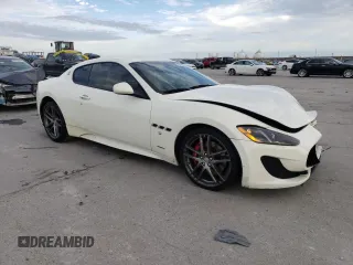 2017 Maserati GranTurismo Sport with VIN ZAM45VLA6H0241119, listed as a Copart auction lot 42140684 with 31,338 mi miles. Bid and sale history available at carsss.com. Image 4.