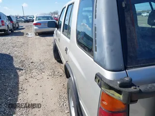 1995 Isuzu Rodeo z VIN 4S2CM58V4S4363500, wystawiony jako IAAI lot #41821801 z przebiegiem 94 480 mil mil oraz . Historia ofert i sprzedaży dostępna na DreamBid. Obrazek 14.