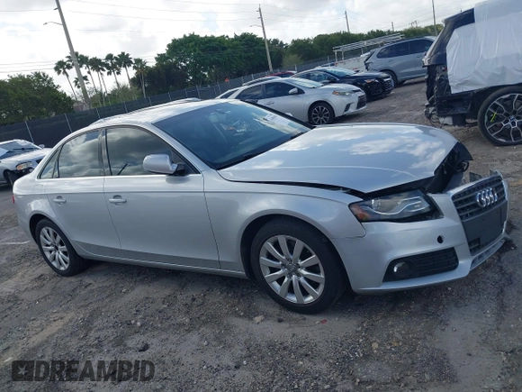 2010 Audi A4 z VIN WAUEFBFL4AN063332, wystawiony jako IAAI lot #41950185 z przebiegiem 132 635 mil mil oraz . Historia ofert i sprzedaży dostępna na DreamBid. Obrazek 13.