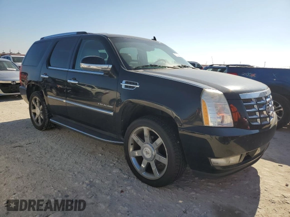 2010 Cadillac Escalade z VIN 1GYUCAEF6AR137334, wystawiony jako Copart lot #87474464 z przebiegiem 247 190 mil mil oraz Czysty tytuł • Clean title. Historia ofert i sprzedaży dostępna na DreamBid. Obrazek 4.
