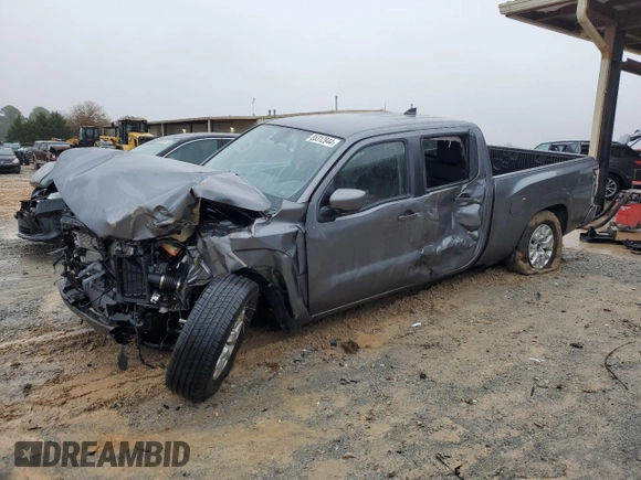 2024 Nissan Frontier SV z VIN 1N6ED1FJ6RN650092, wystawiony jako Copart lot #85312844 z przebiegiem 8 605 mil mil oraz Szkoda całkowita • Salvage title. Historia ofert i sprzedaży dostępna na DreamBid. Obrazek 1.