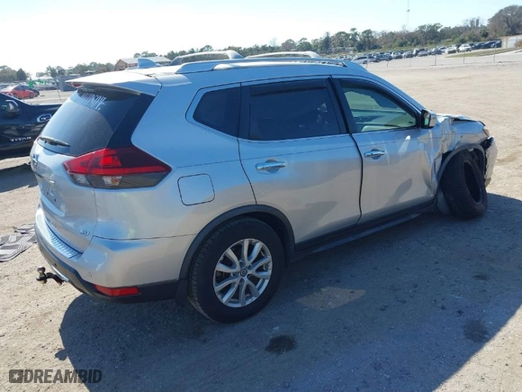 2019 Nissan Rogue SV with VIN JN8AT2MTXKW250166, listed as a IAAI auction lot 41536950 with NaN miles. Bid and sale history available at carsss.com. Image 4.