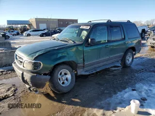 2000 Ford Explorer XLT z VIN 1FMZU83P8YUB52983, wystawiony jako Copart lot #88911985 z przebiegiem 252 370 mil mil oraz Szkody całkowita. Historia ofert i sprzedaży dostępna na DreamBid. Obrazek 1.