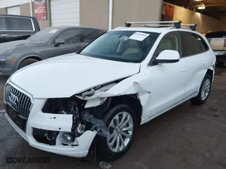 2014 Audi Q5 Premium Plus with VIN WA1LFAFP2EA076756, listed as a IAAI auction lot 41429593 with 134,592 mi miles. Bid and sale history available at carsss.com. Image 6.