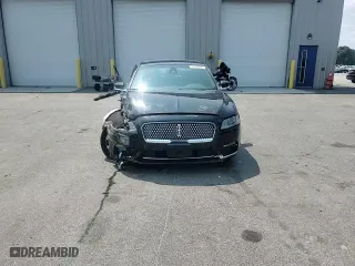 2017 Lincoln Continental Livery with VIN 1LN6L9HK2H5601500, listed as a Copart auction lot 67209404 with 97,697 mi miles and Salvage Title. Bid and sale history available at carsss.com. Image 10.