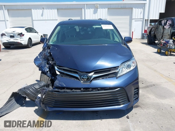 2020 Toyota Sienna LE Auto Access Seat with VIN 5TDKZ3DC0LS047826, listed as a IAAI auction lot 42056414 with 68,443 mi miles and . Bid and sale history available at DreamBid. Image 12.