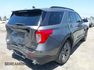 2022 Ford Explorer XLT z VIN 1FMSK8DHXNGB42738, wystawiony jako IAAI lot #42215614 z przebiegiem 39 164 mil mil oraz . Historia ofert i sprzedaży dostępna na DreamBid. Obrazek 4.