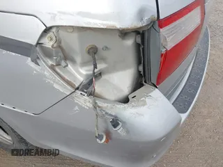 2005 Honda Odyssey TOURING with VIN 5FNRL38855B035443, listed as a IAAI auction lot 41748539 with 1 mi miles. Bid and sale history available at carsss.com. Image 6.