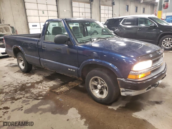 2000 Chevrolet S-10 LS with VIN 1GCCS1456YK266190, listed as a Copart auction lot 86311344 with 82,716 mi miles and Clean Title. Bid and sale history available at carsss.com. Image 4.