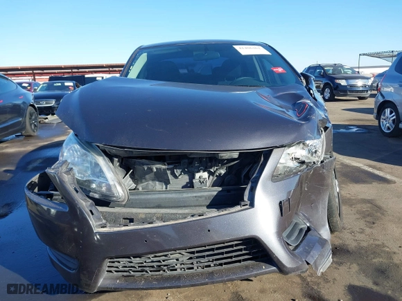 2015 Nissan Sentra S with VIN 3N1AB7AP0FY235177, listed as a IAAI auction lot 41406262 with 97,570 mi miles. Bid and sale history available at carsss.com. Image 12.