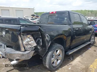 2016 Ram 1500 Big Horn z VIN 3C6RR6LTXGG315603, wystawiony jako IAAI lot #41957991 z przebiegiem 132 803 mil mil oraz . Historia ofert i sprzedaży dostępna na DreamBid. Obrazek 4.