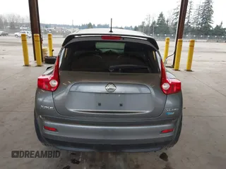 2014 Nissan Juke S with VIN JN8AF5MV2ET363397, listed as a IAAI auction lot 41420317 with 85,254 mi miles. Bid and sale history available at carsss.com. Image 16.