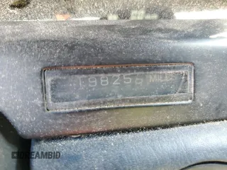 1990 Lexus LS z VIN JT8UF11E6L0017355, wystawiony jako Copart lot #61073224 z przebiegiem 198 258 mil mil oraz Tytuł czysty. Historia ofert i sprzedaży dostępna na DreamBid. Obrazek 9.