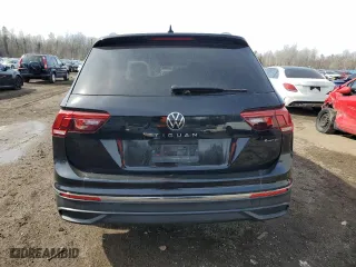 2022 Volkswagen Tiguan SE with VIN 3VV2B7AXXNM061725, listed as a Copart auction lot 42580655 with 82,732 mi miles and Salvage Title. Bid and sale history available at carsss.com. Image 6.
