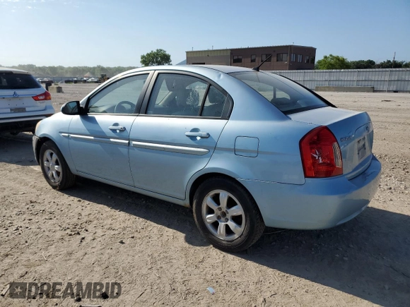 2006 Hyundai Accent GLS z VIN KMHCN46C56U050963, wystawiony jako Copart lot #60979955 z przebiegiem Nie podano mil oraz Czysty tytuł • Clean title. Historia ofert i sprzedaży dostępna na DreamBid. Obrazek 2.