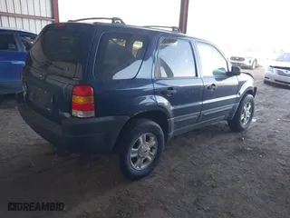 2004 Ford Escape XLT with VIN 1FMYU93194KA77634, listed as a IAAI auction lot 41663464 with 149,600 mi miles. Bid and sale history available at carsss.com. Image 4.