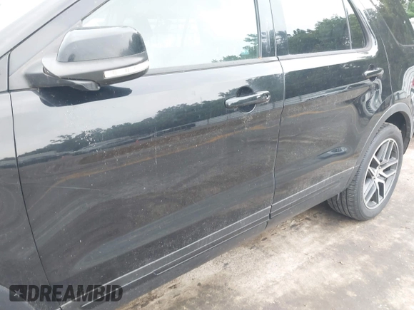 2016 Ford Explorer Sport with VIN 1FM5K8GTXGGB60821, listed as a IAAI auction lot 42690049 with 192,087 mi miles and . Bid and sale history available at DreamBid. Image 6.