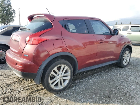 2014 Nissan Juke SV with VIN JN8AF5MR7ET361048, listed as a Copart auction lot 71824144 with 151,414 mi miles and Salvage Title. Bid and sale history available at carsss.com. Image 3.