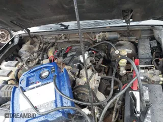 1996 Ford Ranger XLT with VIN 1FTCR14X2TPA32945, listed as a IAAI auction lot 41771203 with 113,474 mi miles. Bid and sale history available at carsss.com. Image 10.