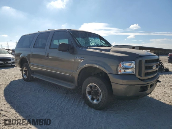 2005 Ford Excursion Limited с VIN 1FMNU43S75ED45773, выставлен на аукционе Copart как лот 74396164 с пробегом 256 904 миль миль и Списание • Salvage title. История ставок и продаж доступна на DreamBid. Изображение 4.