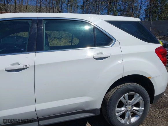 2012 Chevrolet Equinox LS with VIN 2GNFLCEK9C6101442, listed as a IAAI auction lot 42071000 with 135,764 mi miles. Bid and sale history available at carsss.com. Image 15.