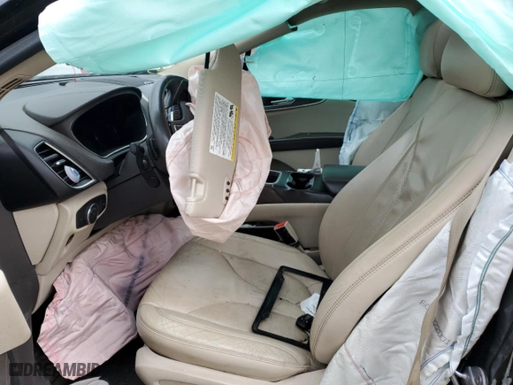 2016 Lincoln MKX Select with VIN 2LMTJ8KP0GBL66844, listed as a Copart auction lot 39761004 with 96,093 mi miles and Salvage Title. Bid and sale history available at carsss.com. Image 7.