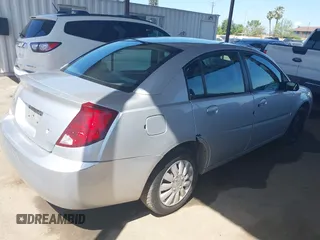 2004 Saturn ION with VIN 1G8AJ52F84Z116798, listed as a IAAI auction lot 42001660 with 152,946 mi miles. Bid and sale history available at carsss.com. Image 4.